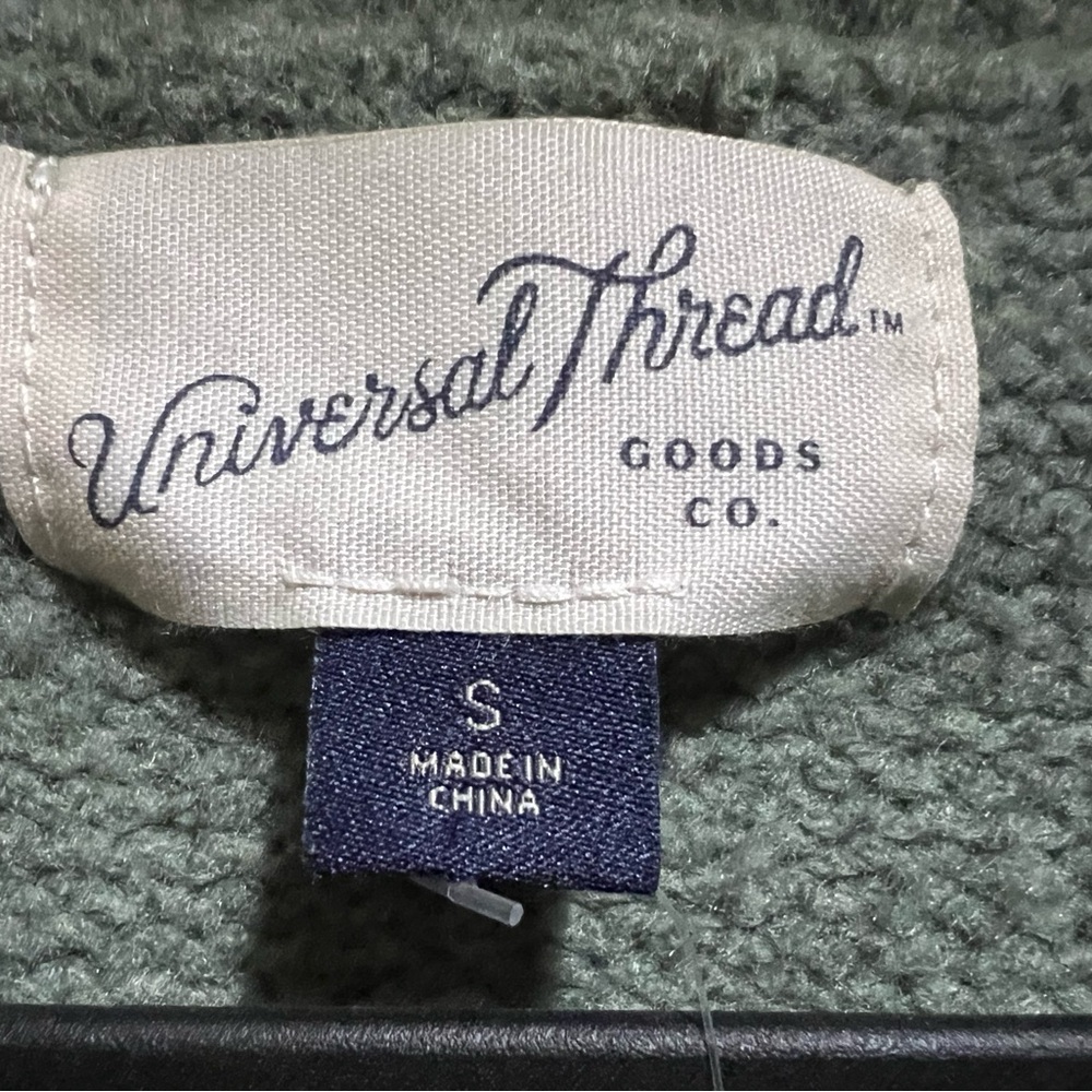 Universal Thread Olive Green Short Sleeve Cardigan Sweater - Picture 4 of 4